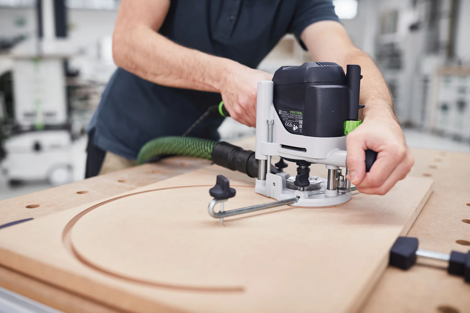 Festool Dispozitiv pentru taierea cercurilor si razelor pe suprafete si muchii SZ-OF 1010 [4]