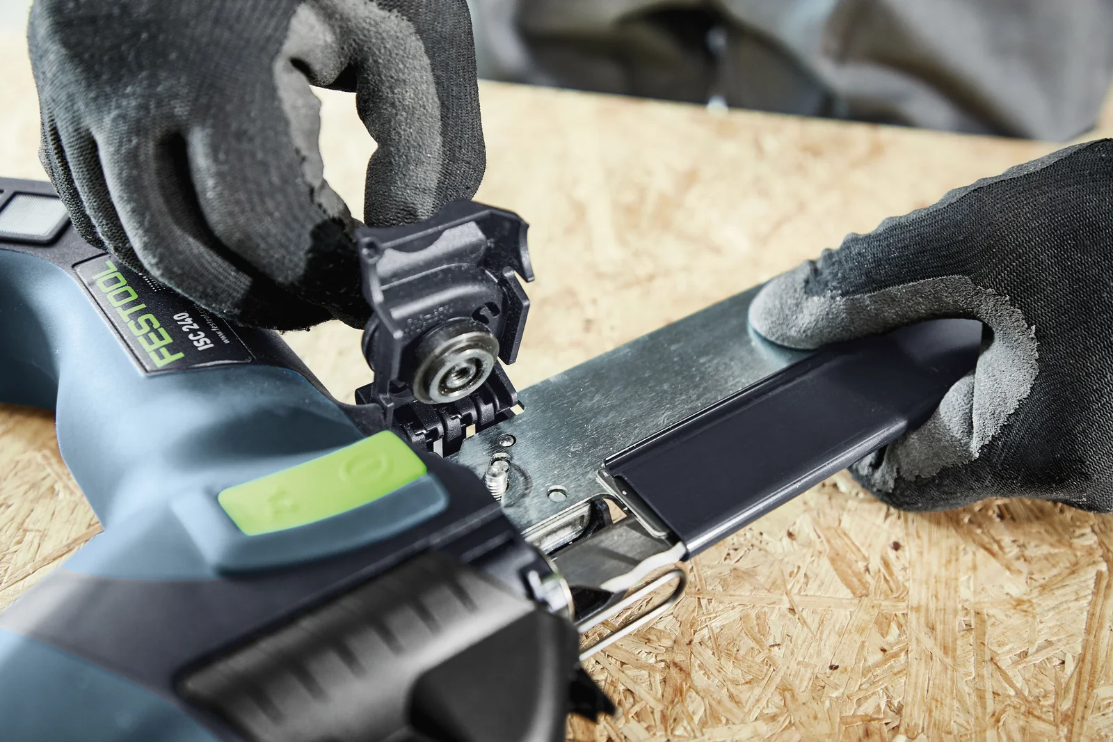 Festool Ferăstrău cu acumulator pentru materiale izolatoare ISC 240 EB-Basic [4]