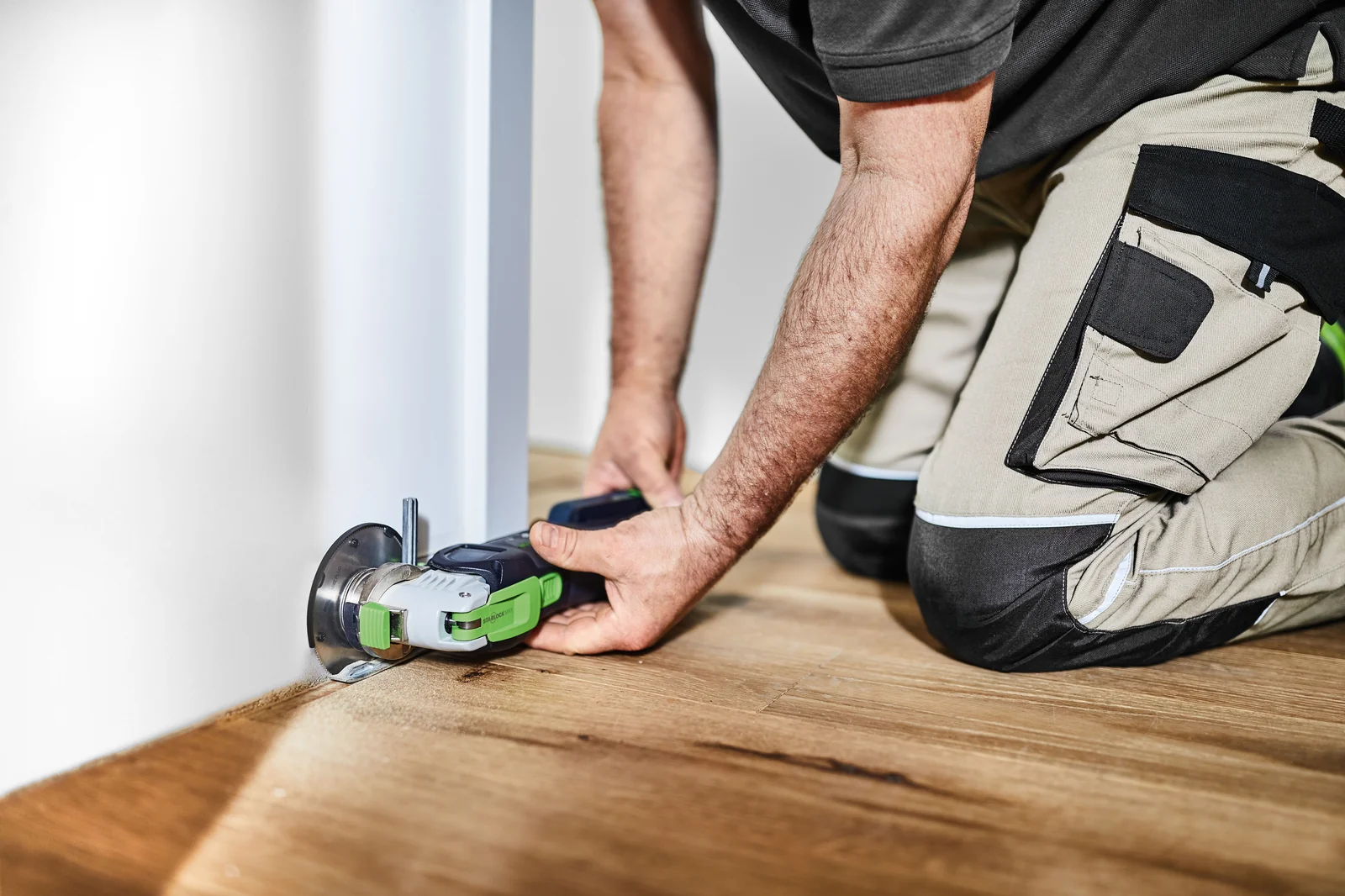 Festool Sculă electrică oscilatoare multifuncţională cu acumulator VECTURO OSC 18 E-Basic-Set [4]
