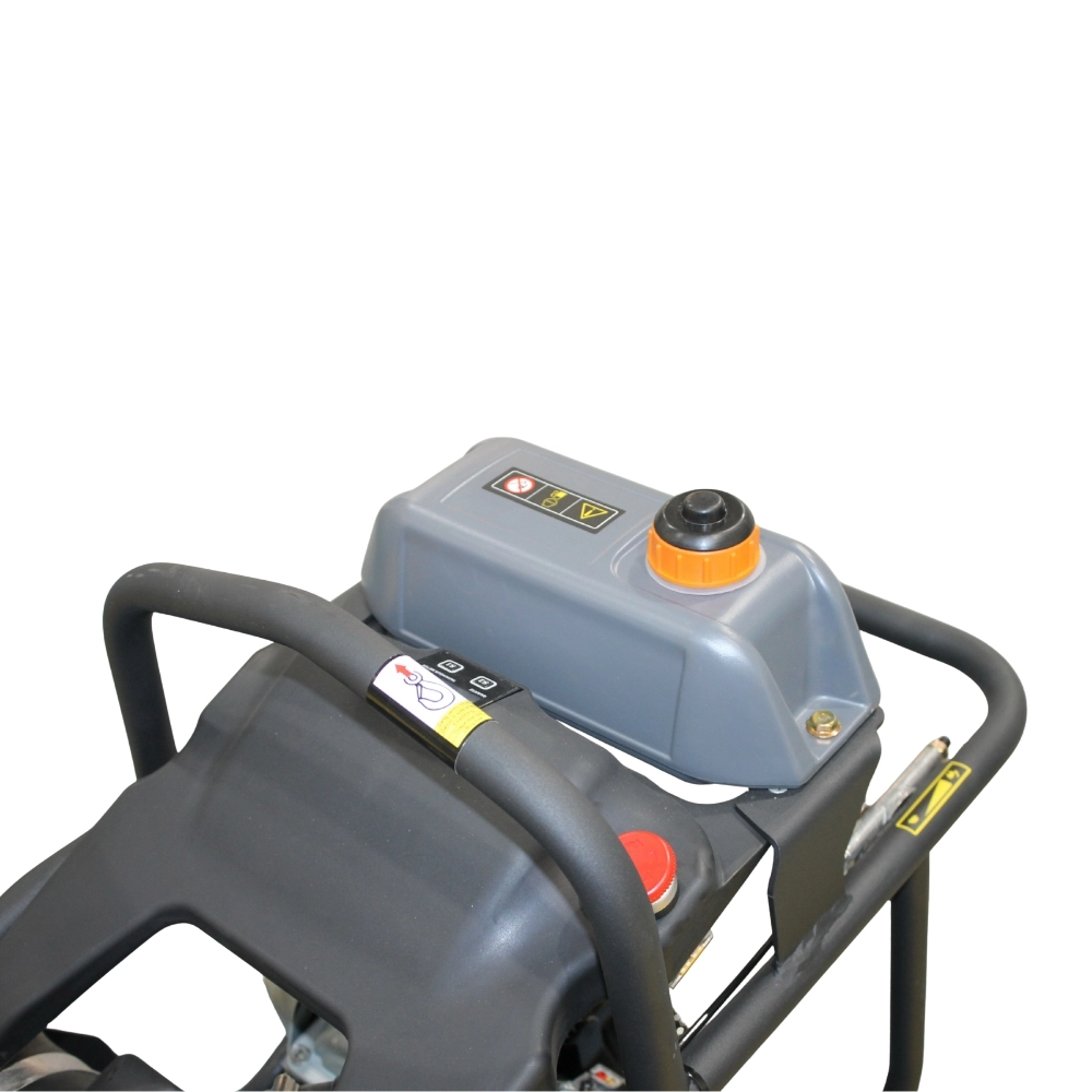 Mai compactor BISONTE MC77H-GXR 77 kg, motor Honda GXR120 3,5 cp [4]