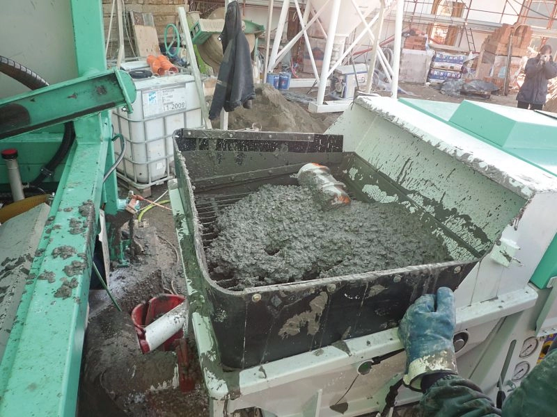 Pompa beton Imer BOOSTER 15 R Yanmar Stage V 28.4 cp debit 2-15 mc/h - remorcabila (doar pompa) [5]
