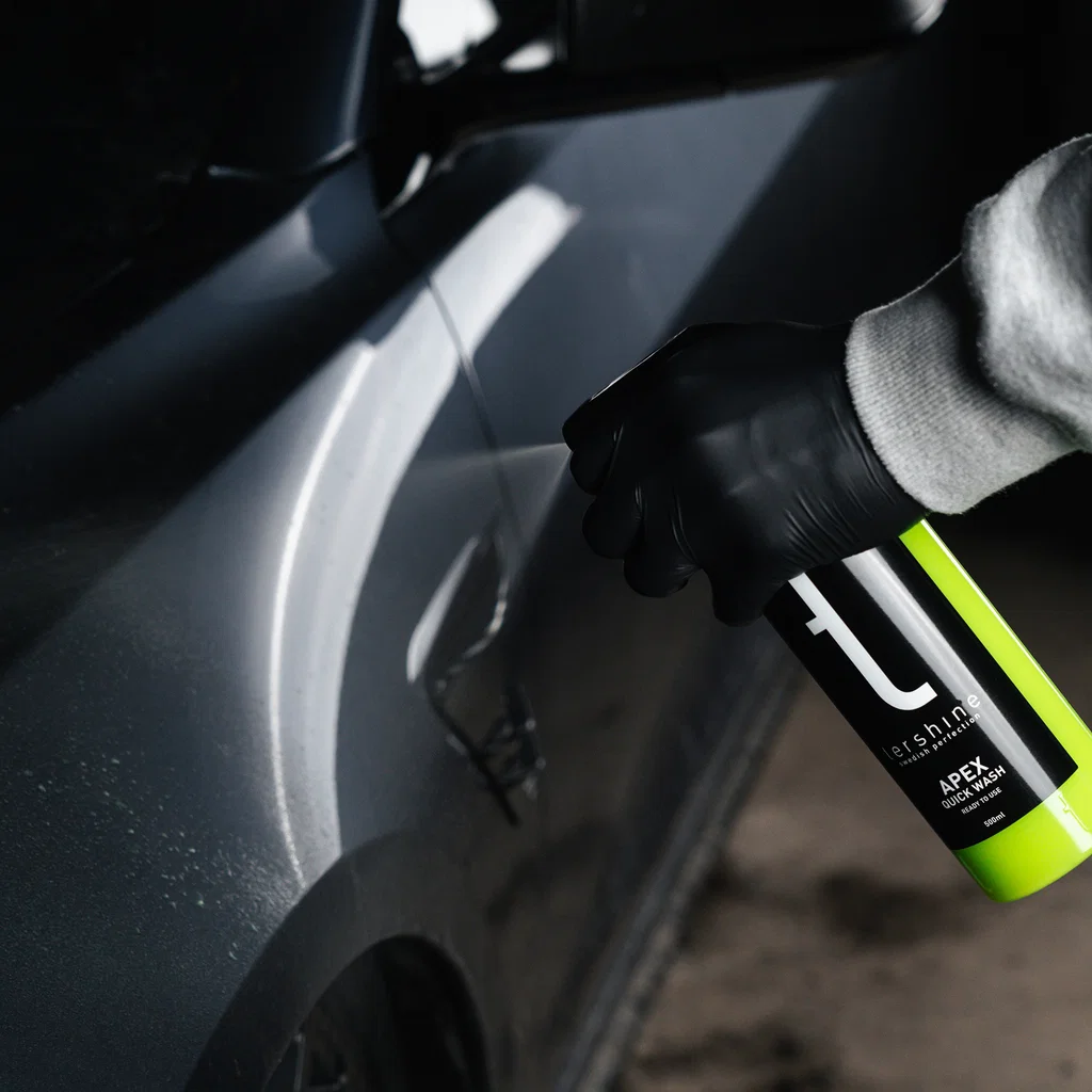 Apex Quick Wash quick detailer pentru curățare fără apă [1]