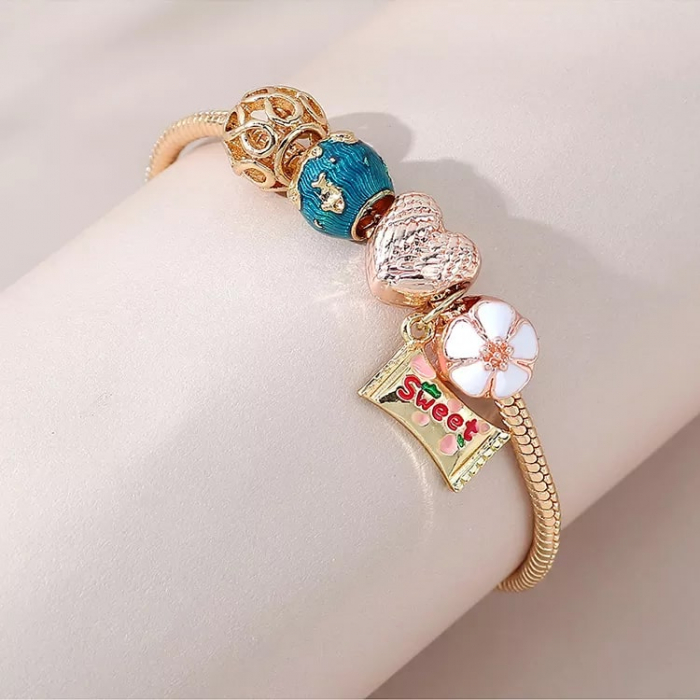 Bratara de dama cu charmuri in forma de punguta cu dulciuri si inimioara, placata cu aur 18K, marime reglabila 17cm cu extensie 4 cm, auriu, Tessero [2]