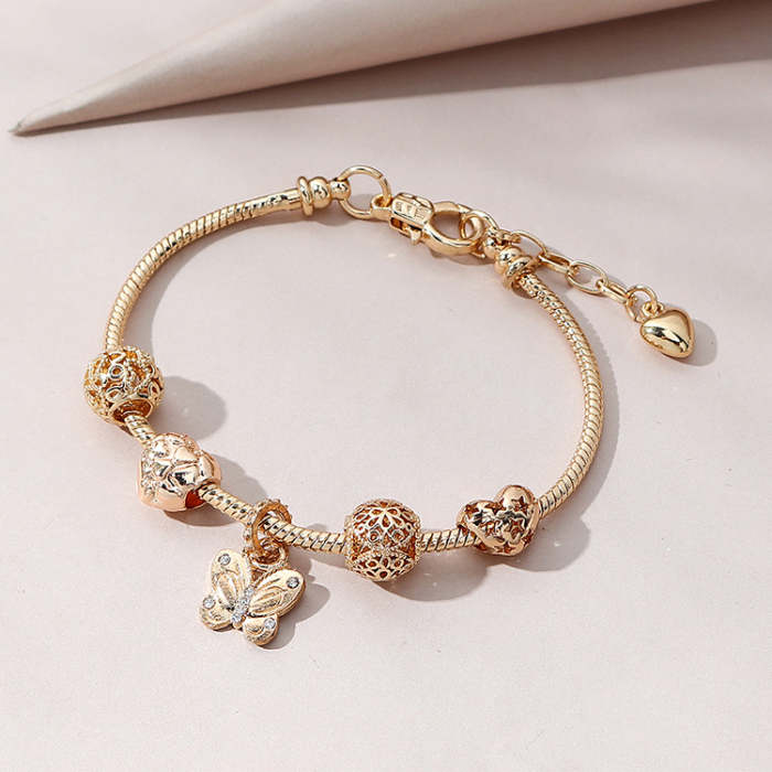 Bratara de dama cu charmuri, model cu fluture, pietre zirconiu, placata cu aur 18K, marime reglabila 17cm cu extensie, auriu [4]