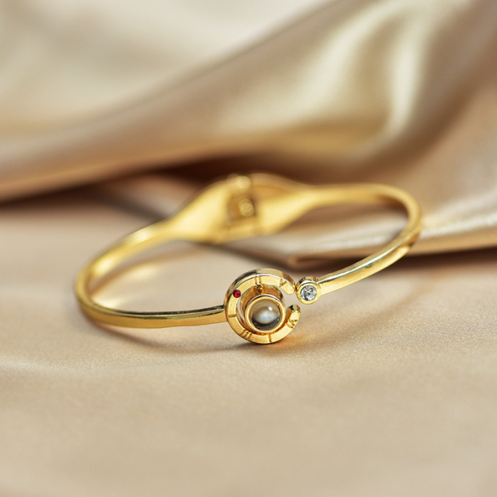 Bratara de dama tip Bangle fixa cu proiectie " Te iubesc " in 100 de limbi diferite, placat cu aur 18K, otel inoxidabil, auriu [2]