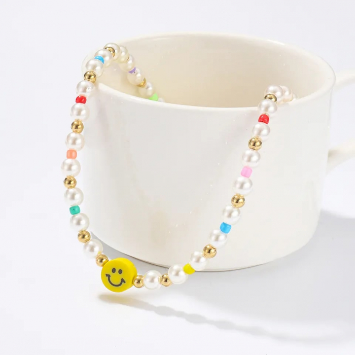 Colier de dama din margele, perle si bilute multicolore, pandantiv cu fata zambitoare, 45 cm, Tessero, alb [2]