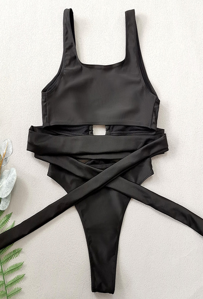 Costum de baie dama elegant model tip body, model cu prindere in forma de U, slip cu talie inalta, decolteu in V, Tessero, marime L INTL, negru [4]