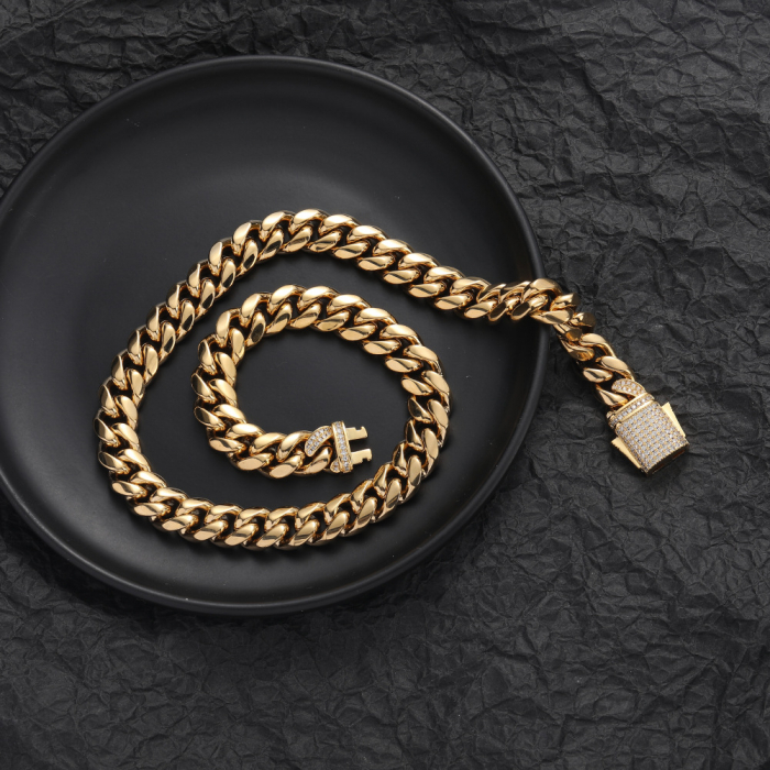 Lant Cuban Chain din otel inoxidabil, catarama cu inchidere tip buton cu pietre zirconiu, placat cu aur 18K, unisex, 45 cm, 12 mm, Tessero, auriu [2]