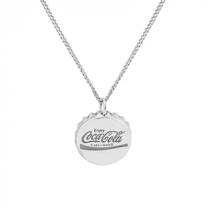 Lantisor barbatesc design cubic cu pandantiv in forma de capac de sticla Coca-Cola, otel inoxidabil, 60 cm, Tessero, argintiu [1]