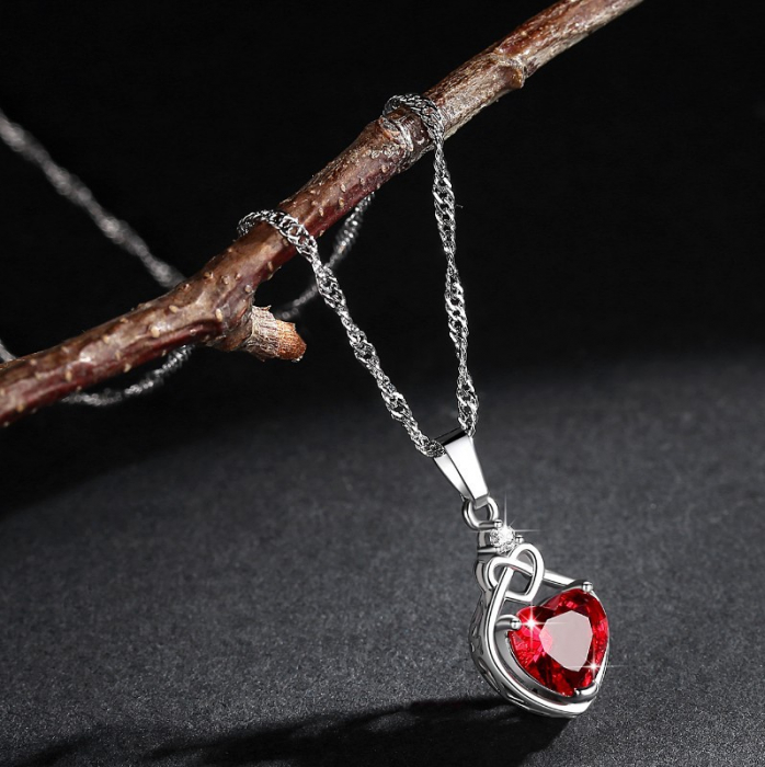 Set bijuterii dama, lantisor cu pandantiv, cercei rain drop si inel, in model forma de inima, cristale zirconiu cu efect de Rubin, placat cu aur alb 18K, Tessero, rosu si argintiu [1]