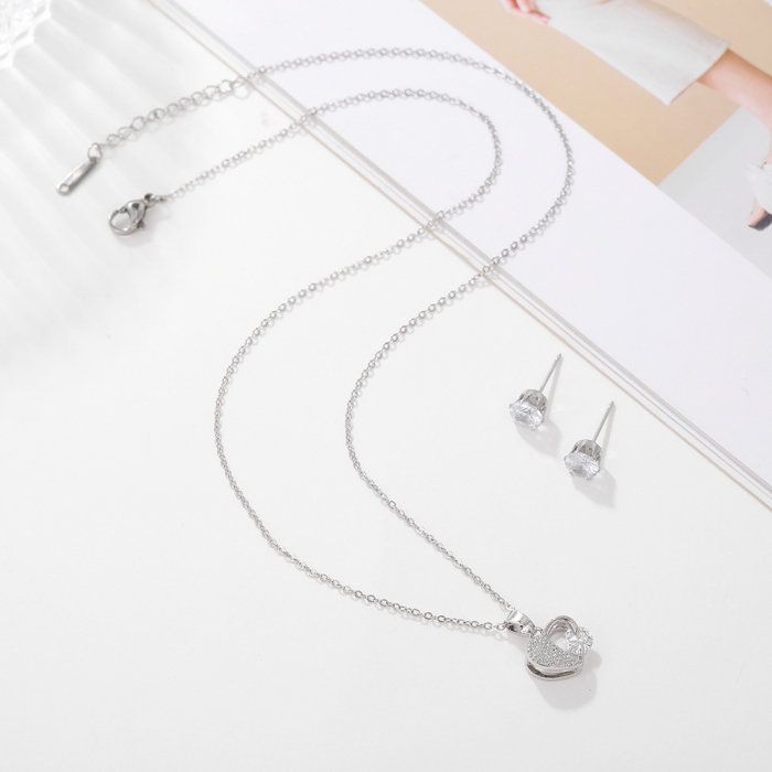 Set bijuterii dama, lantisor cu pandantiv in forma de inima si cercei, pietre zirconiu, placat cu aur alb 18K, Tessero, argintiu [3]