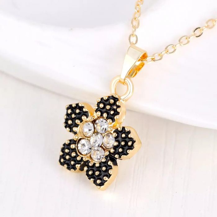 Set de bijuterii de dama, lantisor, cercei, bratara si inel marime reglabila, model in forma de floare, placata cu aur 18K, pietre zirconiu, auriu [2]