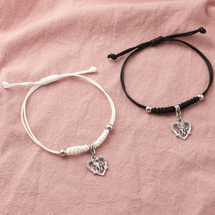 Set de doua bratari tip snur "Love" pentru cuplu, prieteni, marime reglabila, lucrata manual, pietre zirconiu, alb si negru [2]