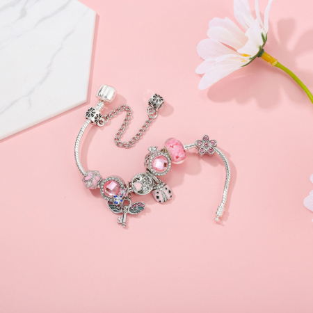 Bratara de dama cu charm-uri, model in forma de buburuza si cheita cu aripi, placat cu argint, inchidere clips, lantisor de siguranta, marime 18 cm, Tessero, argintiu si roz [3]