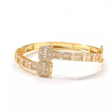 Bijuterii dama - Bratara de dama Luxury Iced Out tip Bangle, pietre zirconiu, placat cu aur 24K, inchidere cu prindere de siguranta, Tessero, auriu