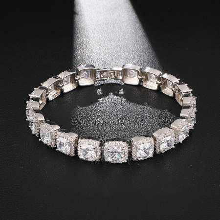 Bijuterii barbati - Bratara model Cuban Diamond luxury, 12mm, placat cu aur 18K, pietre zirconiu, argintiu