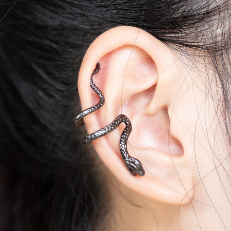 Cercel pentru toata urechea tip earcuff, unisex, model sarpe, placat cu argint, Tessero, negru [1]