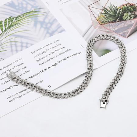 Lant Cuban Chain Iced Out cu pandantiv " No Love '', placat cu aur 18K, pietre zirconiu, inchidere tip catarama, Tessero, 50 cm, unisex, argintiu [3]