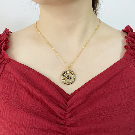 Lantisor cu pandantiv astronomic, sfera pliabila, unisex, proiectie "Te iubesc"' in 100 de limbi diferite, placat cu aur 18K, auriu [3]