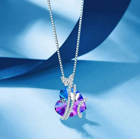 Bijuterii dama - Lantisor de dama cu cristal zirconiu in forma de inima cu efect de Sapphire si model cu fluture, placat cu aur 18K, Tessero, argintiu