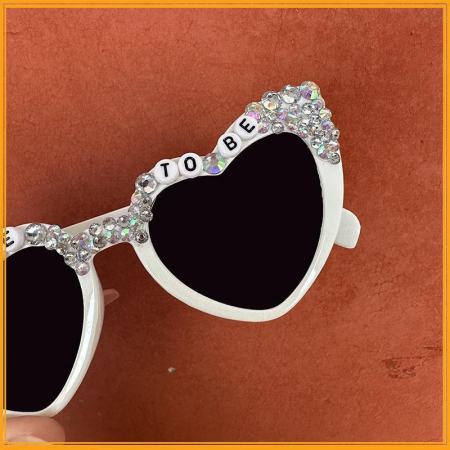 Ochelari de soare dama, model tip Cat-Eye, lentila in forma de inima, petrecerea burlacitelor, Bride To Be, protectie UV400, Tessero, alb [1]
