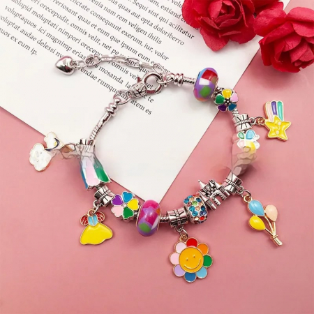 Set cutie de bijuterii cu trei bratari si trei lantisoare DIY cu diferite modele de charm-uri, marime reglabila, placat cu argint, 66 de piese, Tessero, argintiu si roz [2]
