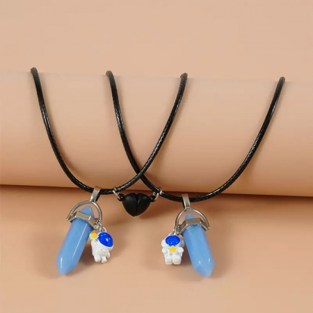 Set de doua lantisoare din piele magnetice pentru cupluri, prieteni cu pandantiv vindecator in forma de hexagon si astronaut, charm in forma de inima, cristal de ametist, fosforescent, unisex, negru [2]