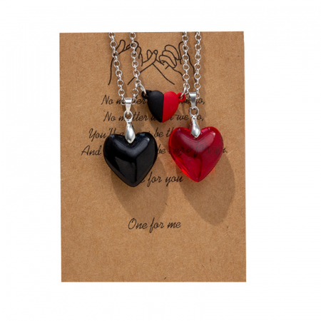 Bijuterii dama - Set de doua lantisoare magnetice cu cartonas pentru cupluri, prieteni cu pandantiv vindecator in forma de inimioara din piatra semipretioasa, unisex, rosu si negru