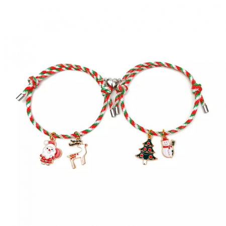 Bijuterii dama - Set doua bratari tip snur cu charmuri in forma de Mos Craciun, om de zapada, brad de craciun si ren pentru cupluri, prieteni, alipire cu magnet, tematica de Craciun, lucrate manual, marime reglabila, 