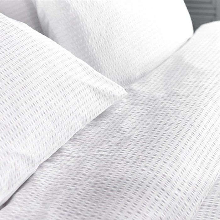 Lenjerie de pat hotel, Gecor, bumbac creponat satinat, gama Horeca, Alb 125 gr/mp [4]