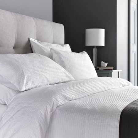 Lenjerii de pat hotel - Lenjerie de pat hotel, Gecor, bumbac creponat satinat, gama Horeca, Alb 125 gr/mp