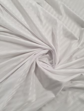 Tesaturi albe - Tesatura microfibra cu dungi de 1 cm, 110 gr/mp, latime 240 cm, Gecor, Alb
