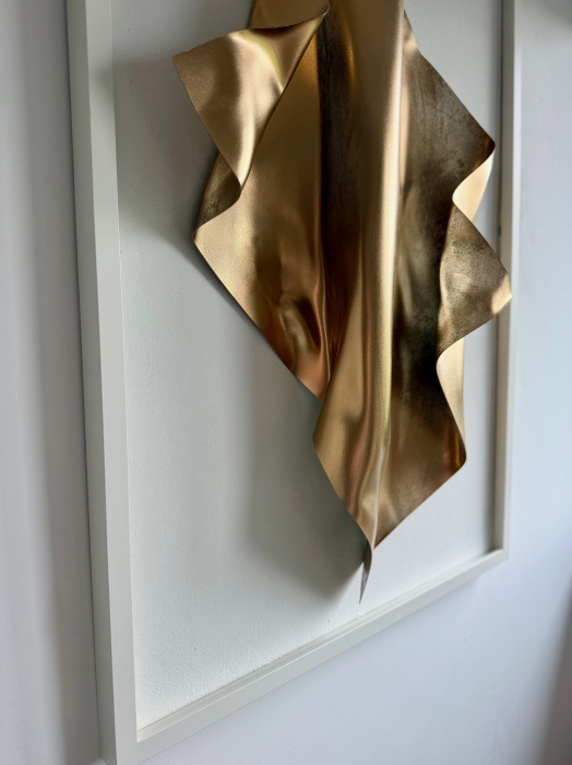 Tablou 3D Libreth – Eleganță Sculpturală în Ramă Albă (93x63 cm) [2]