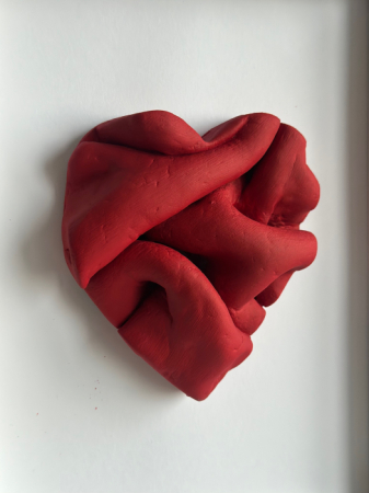TABLOURI DISPONIBILE - Inima roșie înrămată + cutie cadou