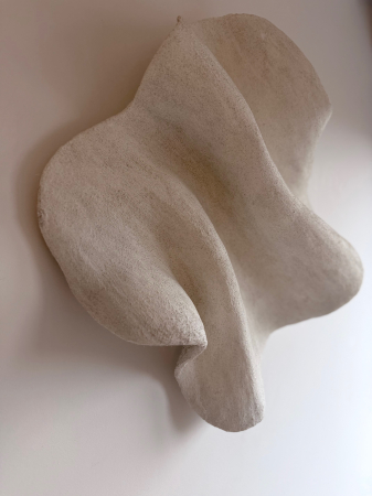 TABLOURI DISPONIBILE - Mural ,,Cloud Dancer'', diametru de 50-55 cm