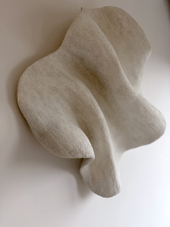 Disponibile în stoc - Tablou ,,Cloud Dancer'', diametru de 50-55 cm