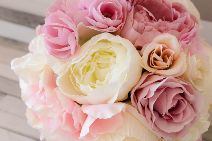 Buchet cu bujori ivoar pastel [3]