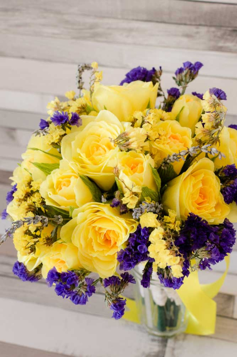 Buchet cu trandafiri galbeni [2]