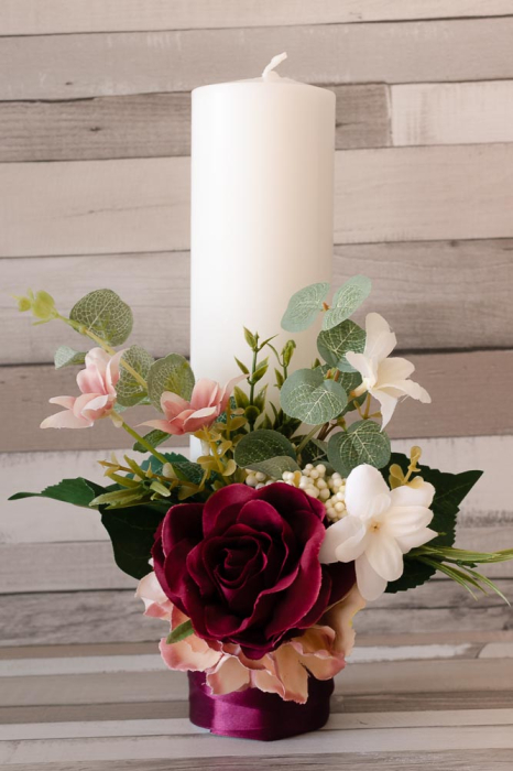 Lumanari decorate cu flori grena si verdeata [2]