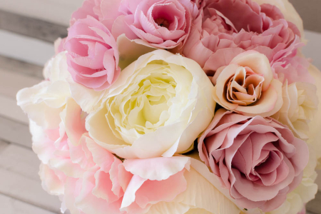 Buchet cu bujori ivoar pastel [2]