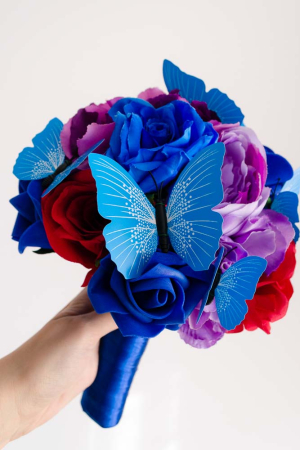Buchet cu fluturi albastri si flori multicolore [4]