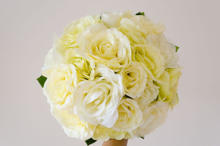 Buchet cu trandafiri galbeni pastel [1]