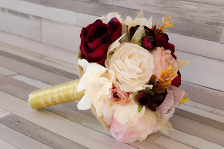 Buchet cu trandafiri roz si grena [2]