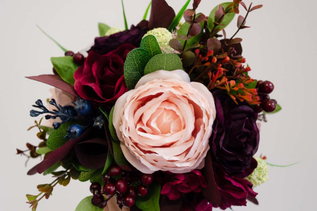 Buchet de toamna cu trandafiri albi si grena [2]