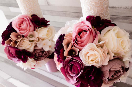 Lumanari decorate cu bujori grena, ivoar si pastel [3]