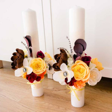 Lumanari decorate cu flori din hartie galbene [0]