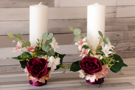 Lumanari decorate cu flori grena si verdeata [3]