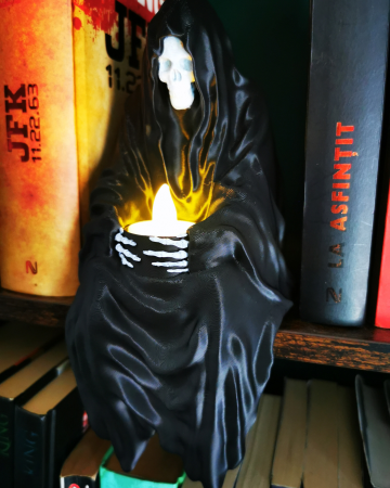 Decor Statuetă Schelet cu Lumânare LED – Figurina Reaper [1]