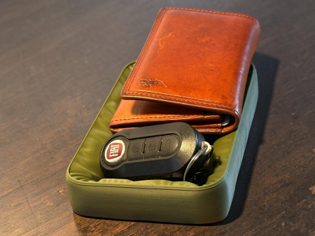 Tăviță organizatoare modernă SoftForm – suport chei și obiecte mici [1]