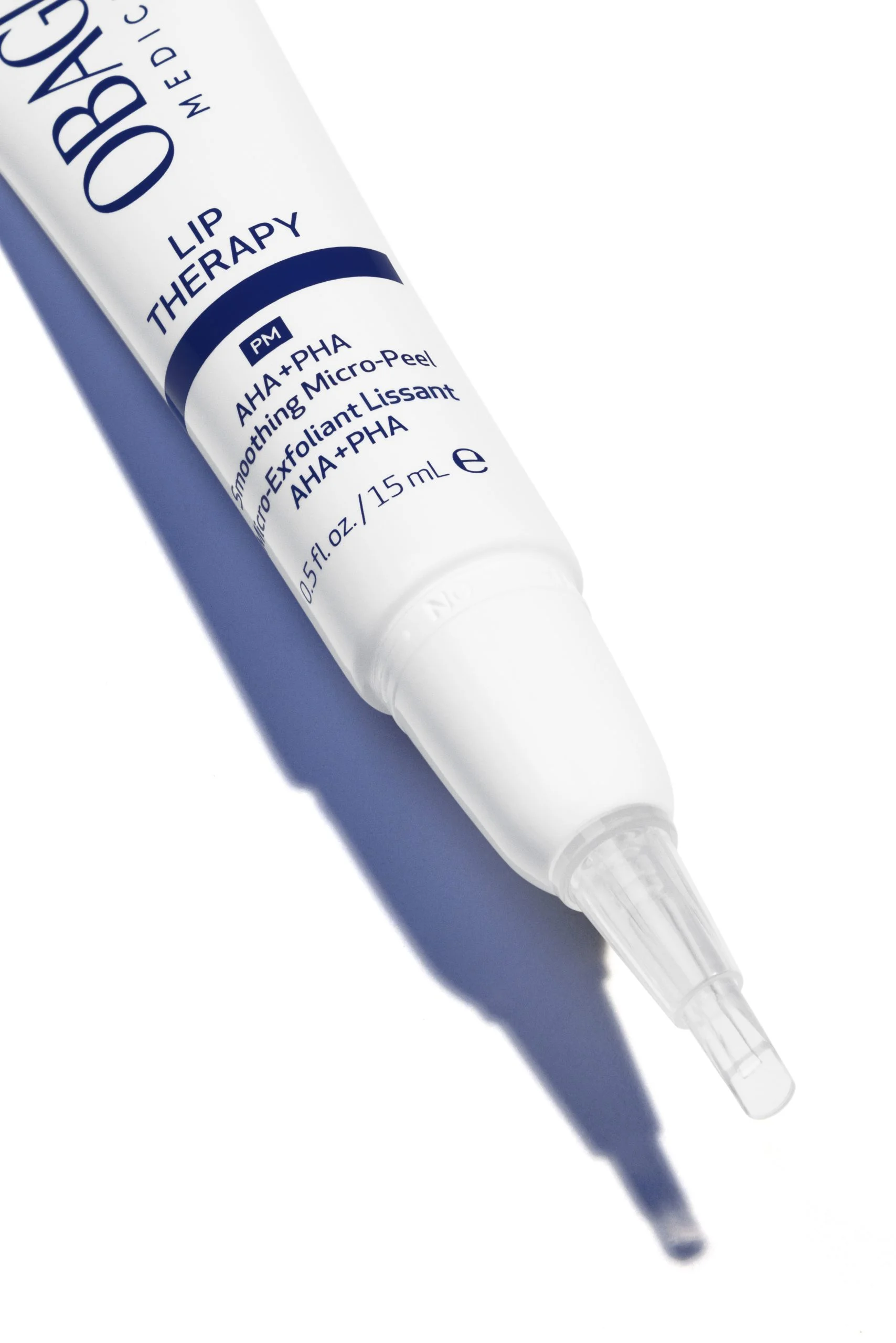 obagi-lip-therapy-aha-pha-smoothing-micro-peel-theskin [4]